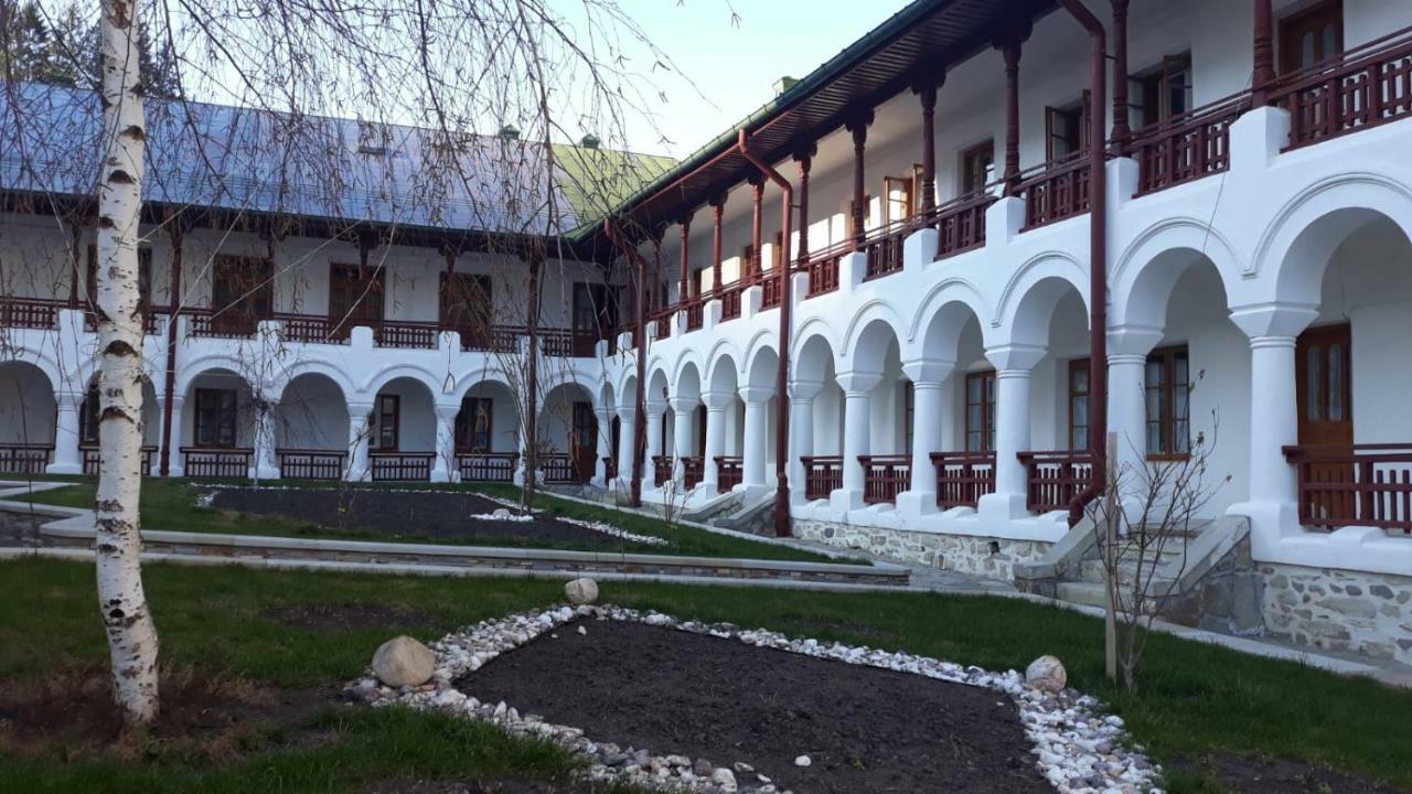Casa La Agapia Bed & Breakfast Bagian luar foto