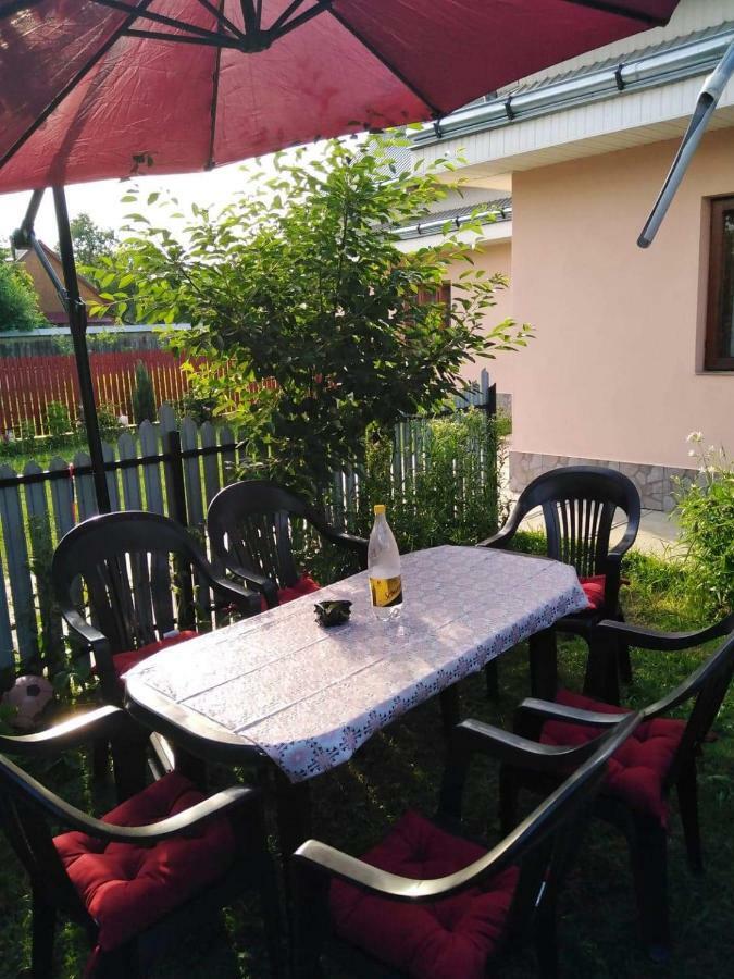 Casa La Agapia Bed & Breakfast Bagian luar foto